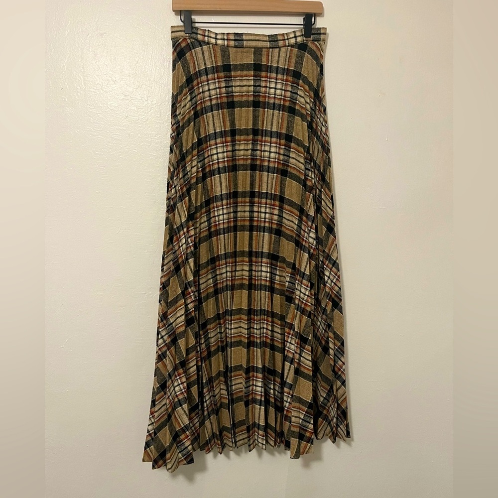 Vintage high waist plaid pleated skirt made in usa